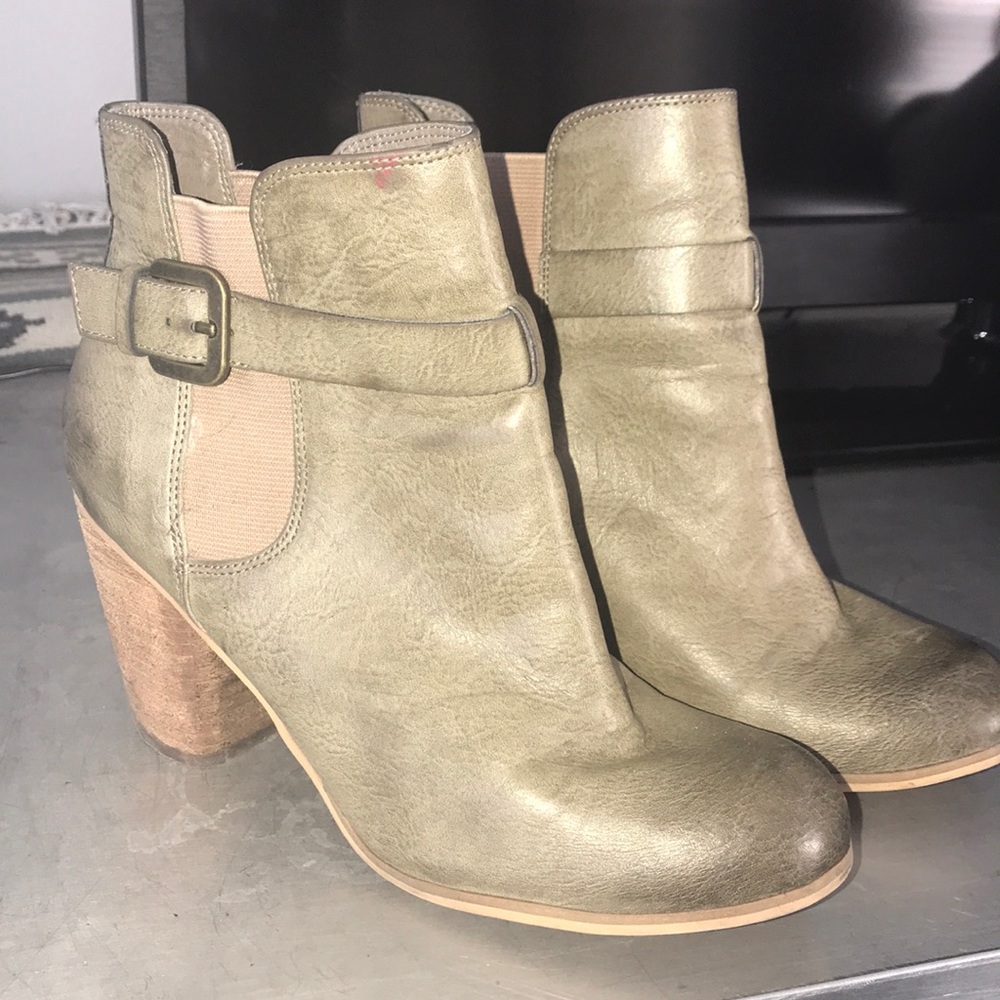 Gray booties!